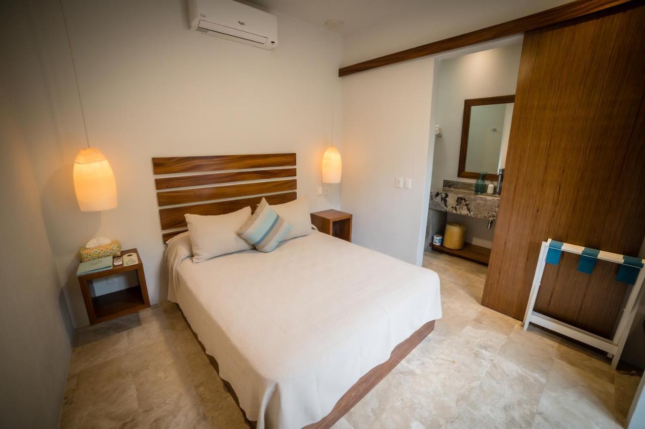 Anjali Casa Divina Hotel ซายูลิตา ภายนอก รูปภาพ