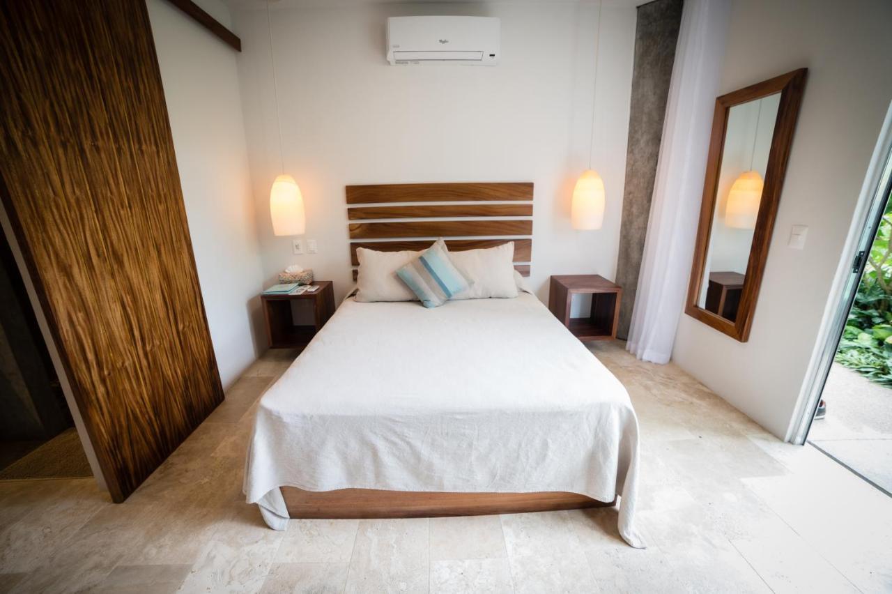 Anjali Casa Divina Hotel ซายูลิตา ภายนอก รูปภาพ